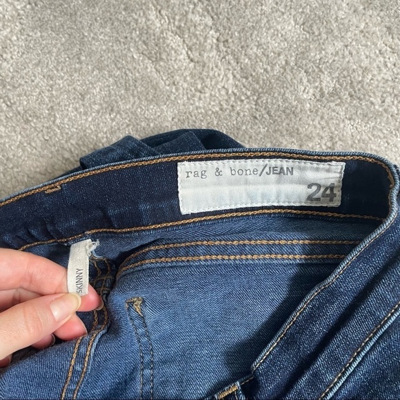 Rag & Bone Denim Mid Rise Skinny Leg Woodford Wash Denim Jeans Size 24 W1502K520 - Picture 7 of 9